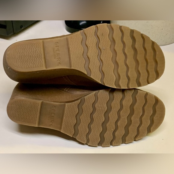 Women’s 7 M Sperry Topsider STELLA Tan Suede Wedge Ankle Boots - Picture 16 of 16